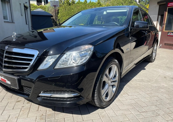 Mercedes-Benz Klasa E cena 52000 przebieg: 237000, rok produkcji 2011 z Jarocin małe 436
